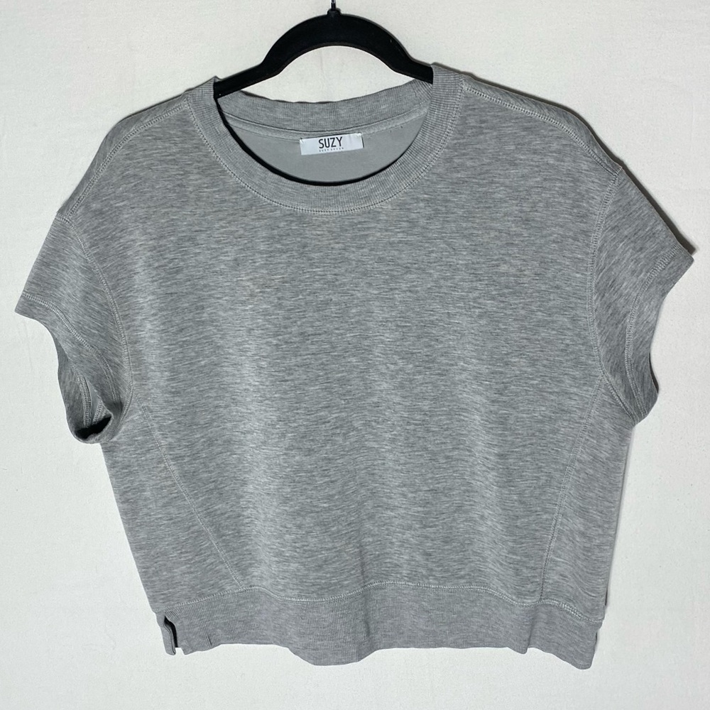 Suzy Suzy Shier Grey Short Sleeve Cropped Crew Neck Sweatshirt Activewear Top M